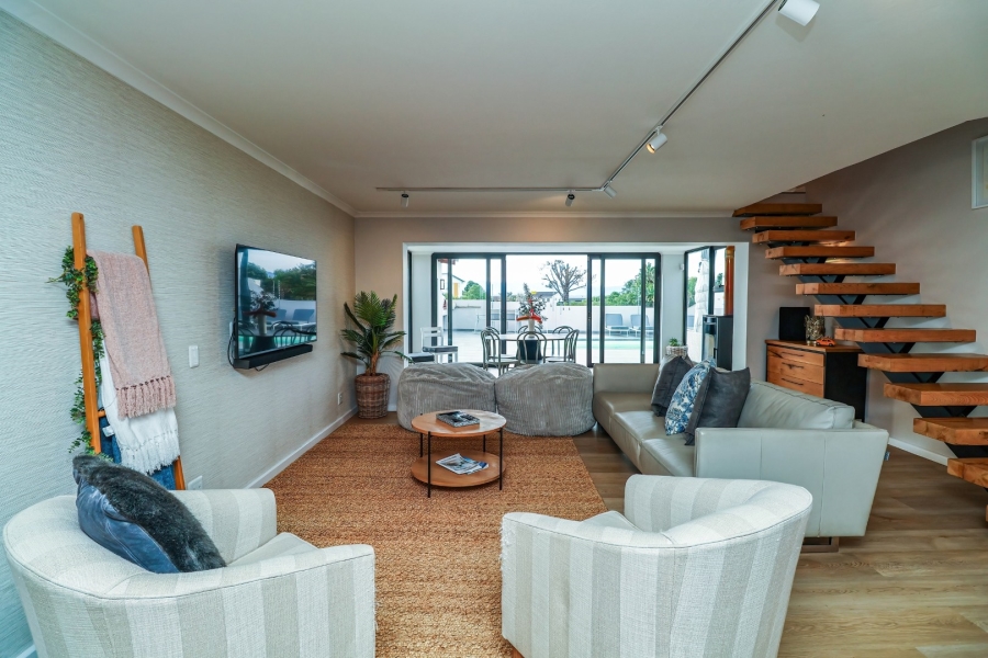 3 Bedroom Property for Sale in Bowtie Western Cape